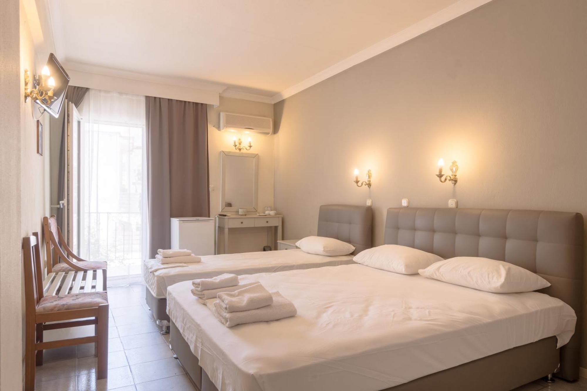 Mironi & Victoria Hotel Ліменас Екстер'єр фото